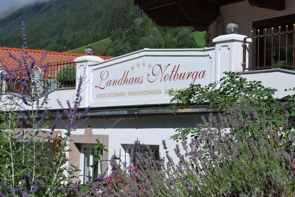 Landhaus Notburga Грийс-им-Селрейн Екстериор снимка